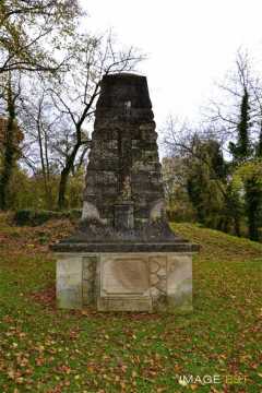 Monument commémoratif (Fey-en-Haye)